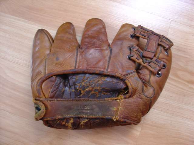 Elmer Riddle Goldsmith UN 1 Back